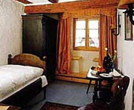 ホテルHaus Zum Sternen ロットヴァイル 部屋 写真